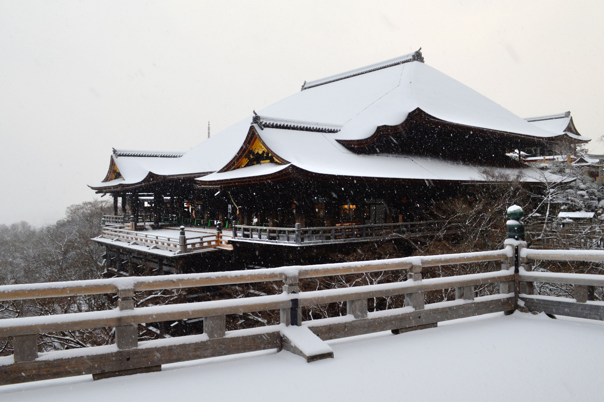 京都-冬-雪化粧